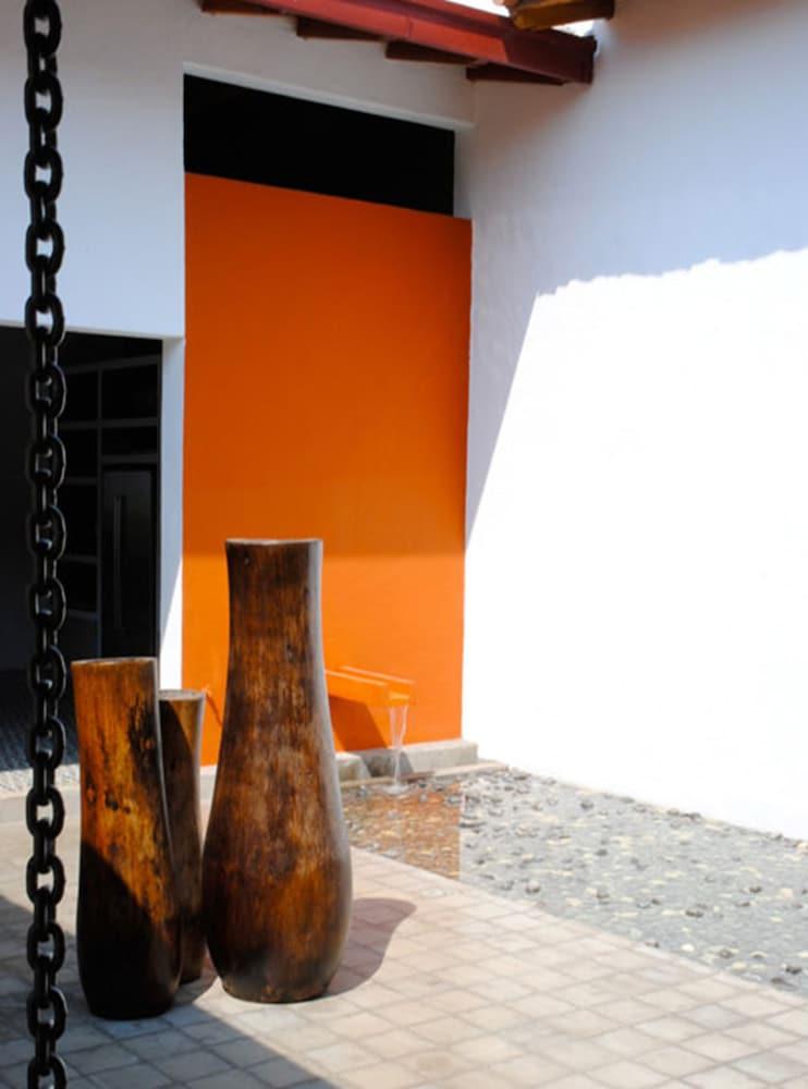 Los Patios Hotel Granada Zewnętrze zdjęcie